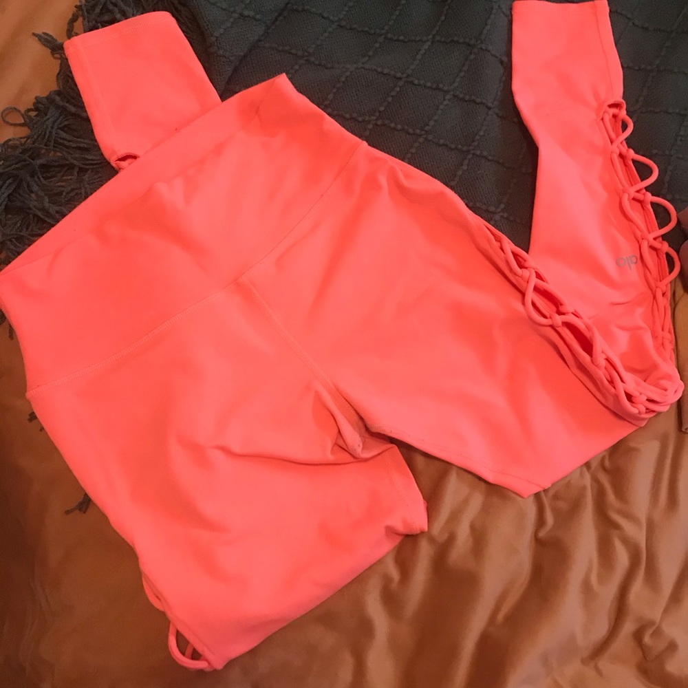 Alo Yoga Interlace legging